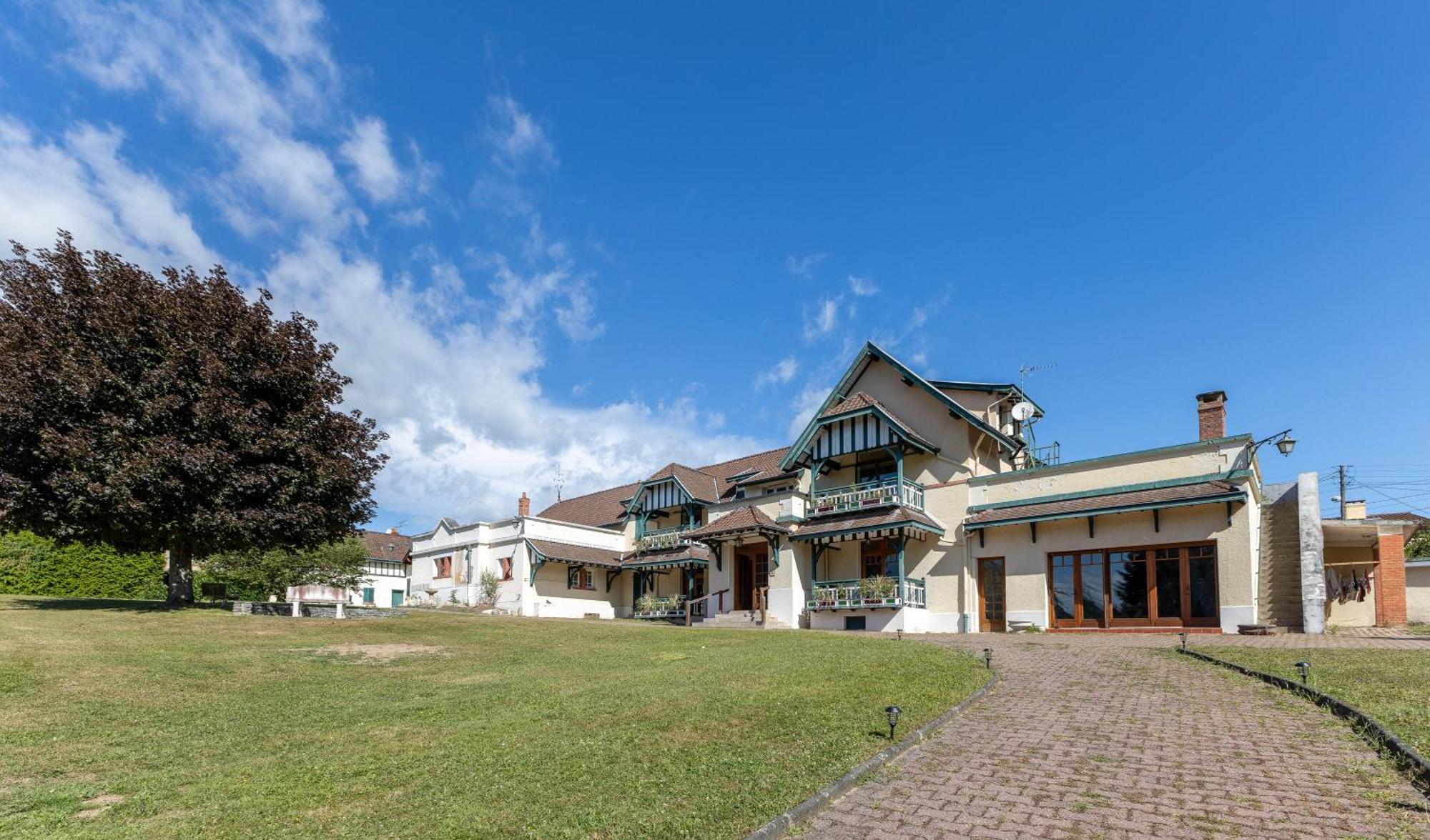 Hotel Ma Tranquillite Courpiere Exterior foto